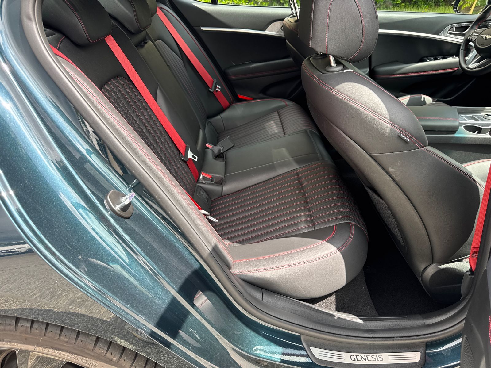 2023 GENESIS G70 Standard - Photo 15