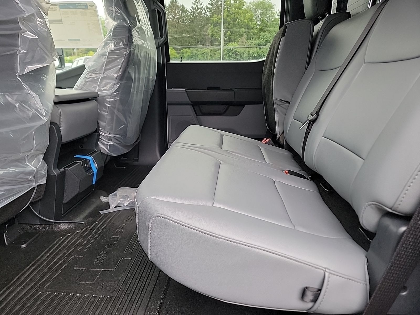New 2025 Oxford White Ford XL DUMP BODY image 12