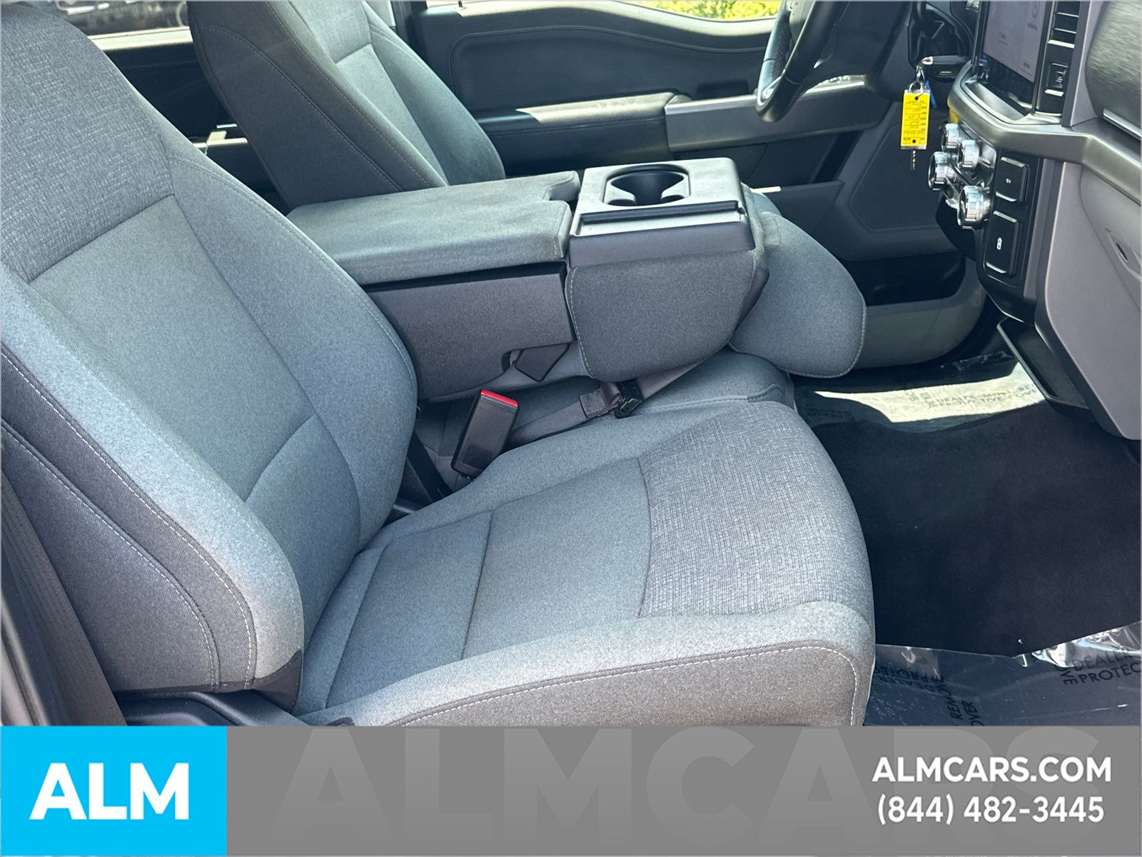 Used 2025 Gray Ford XLT image 15