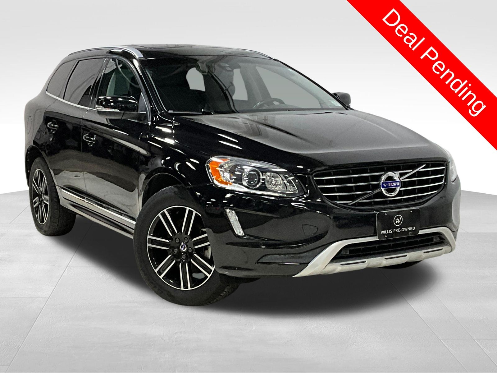 Onyx Black Metallic 2017 Volvo XC60 T5 Dynamic AWD SUV / Crossover All-Wheel Drive Automatic