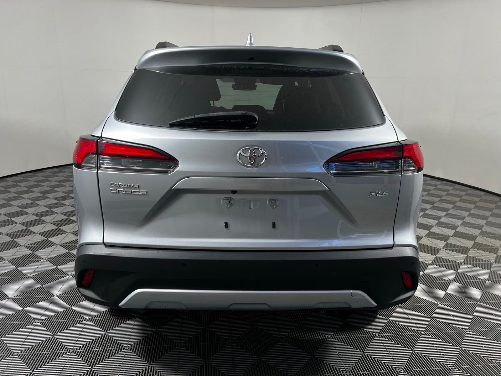 Thumbnail: 2023 Toyota Corolla Cross - 6