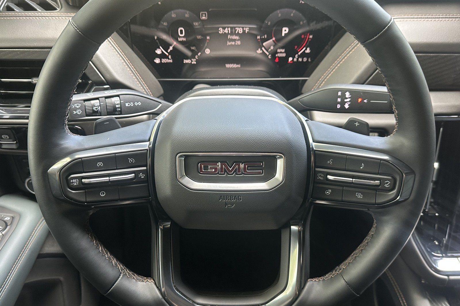 Used 2025 GMC Yukon SUV