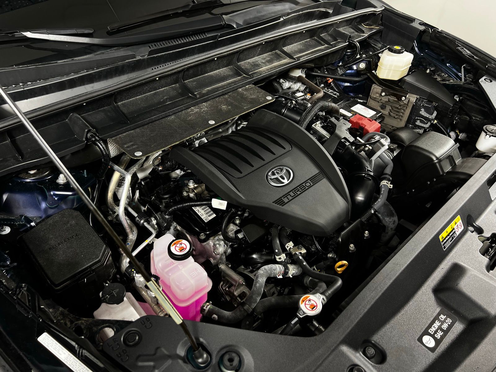 2024 Toyota Highlander XSE 10