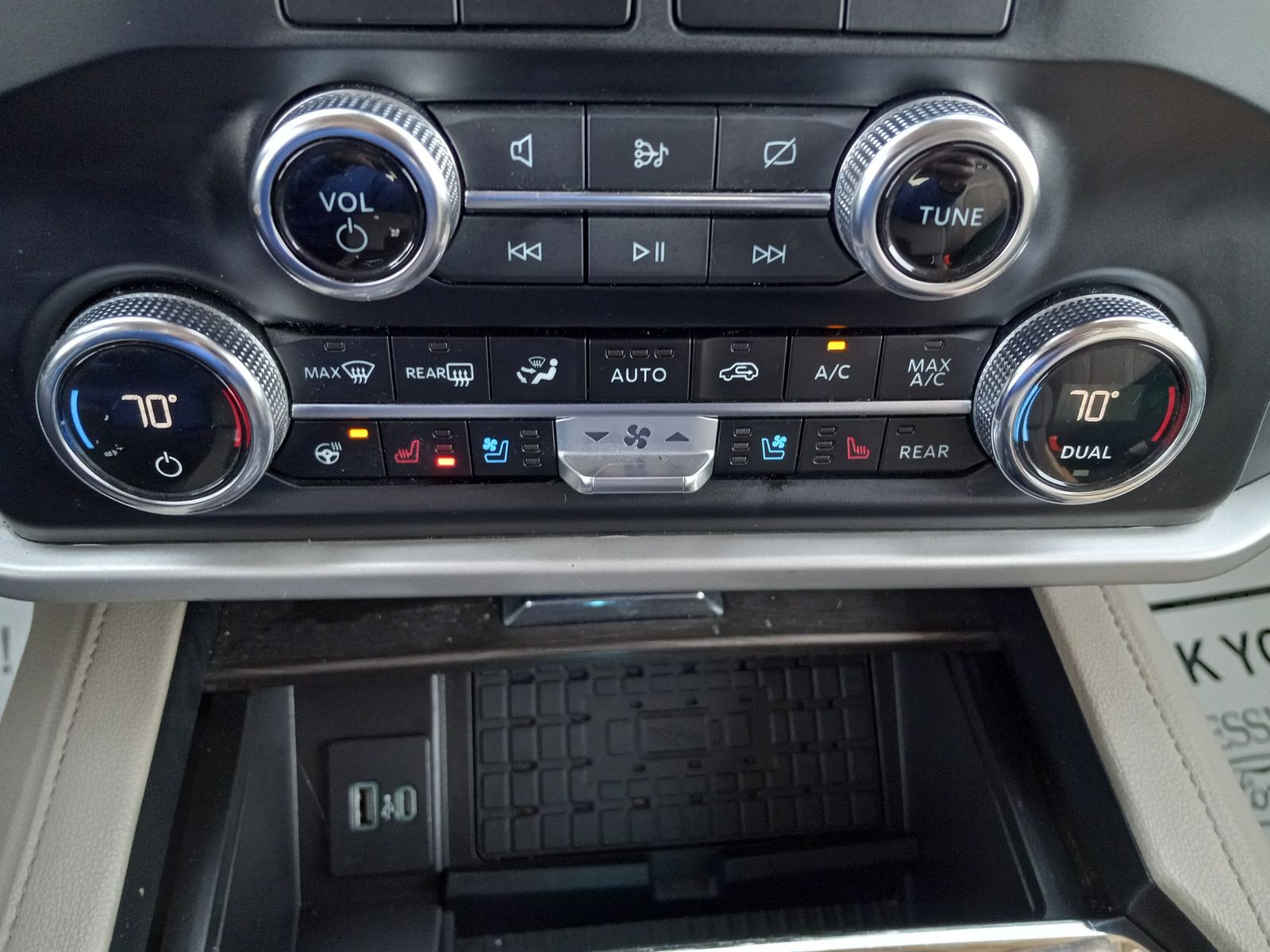 2023 Ford Expedition image 24