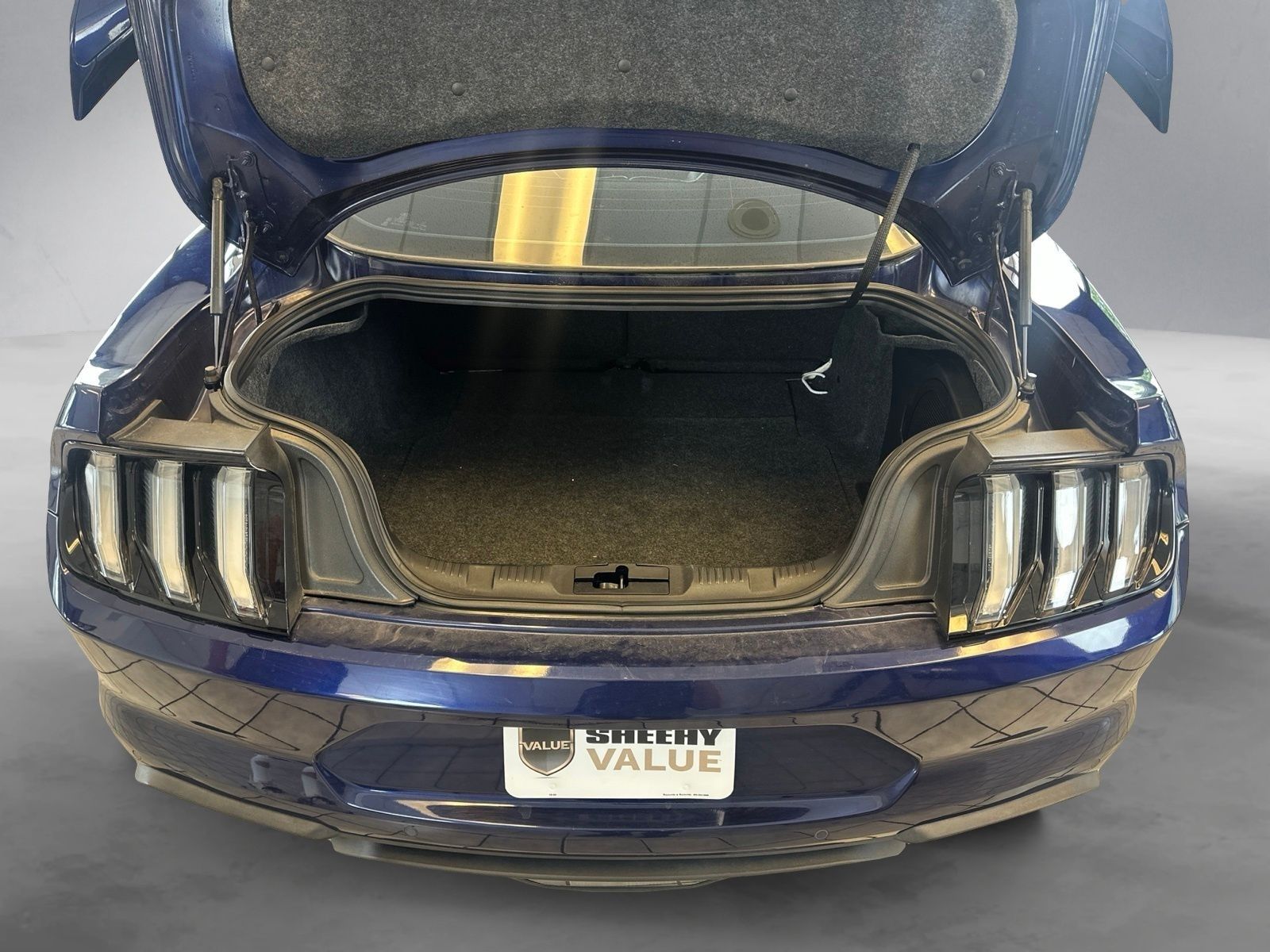 Used 2020 Kona Blue Metallic Ford GT Premium image 21