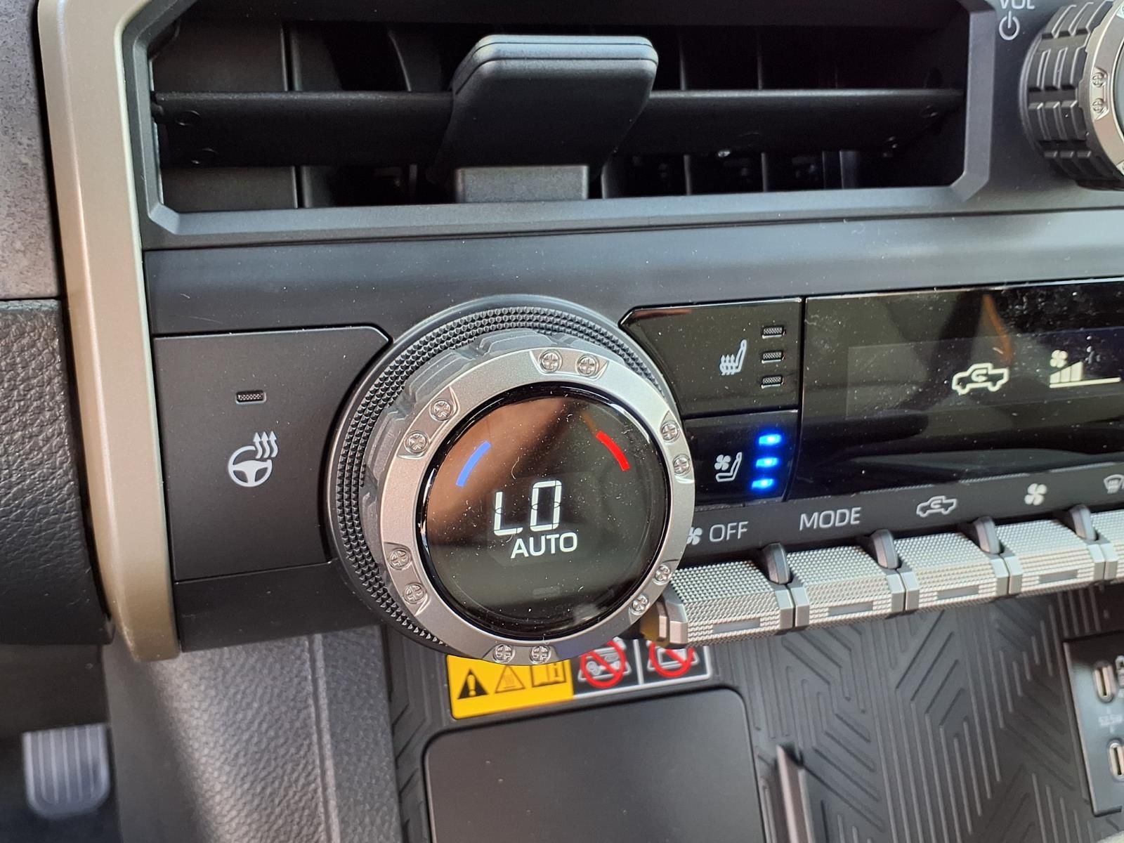 2026 Toyota Tacoma Hybrid Trailhunter - 11