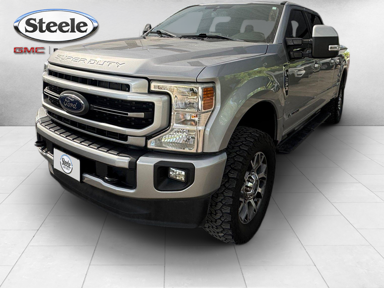 Silver Metallic 2022 Ford F-250 Super Duty Pickup Truck Four-Wheel Drive Automatic