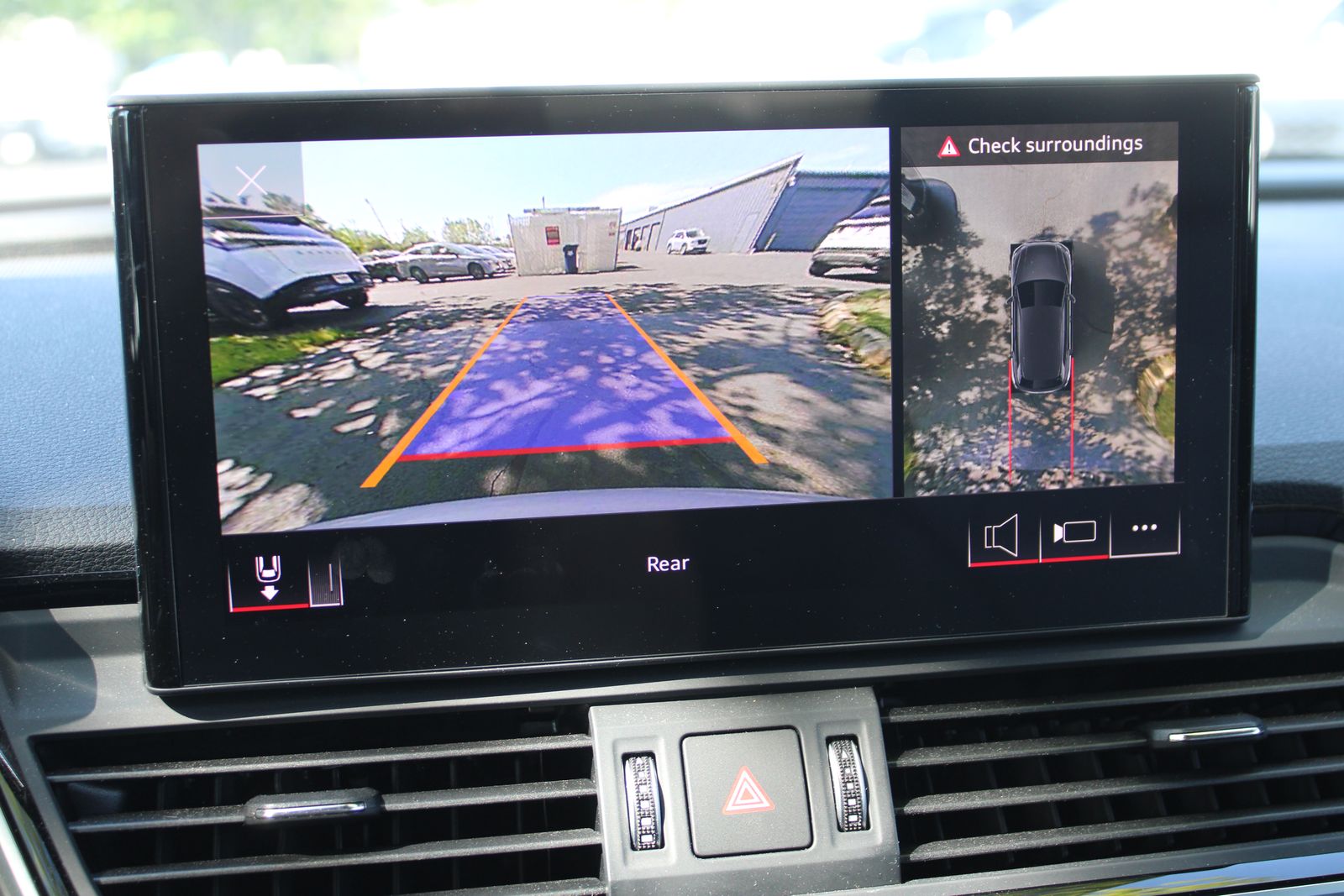 Used 2025  Audi 40 Premium Plus image 20