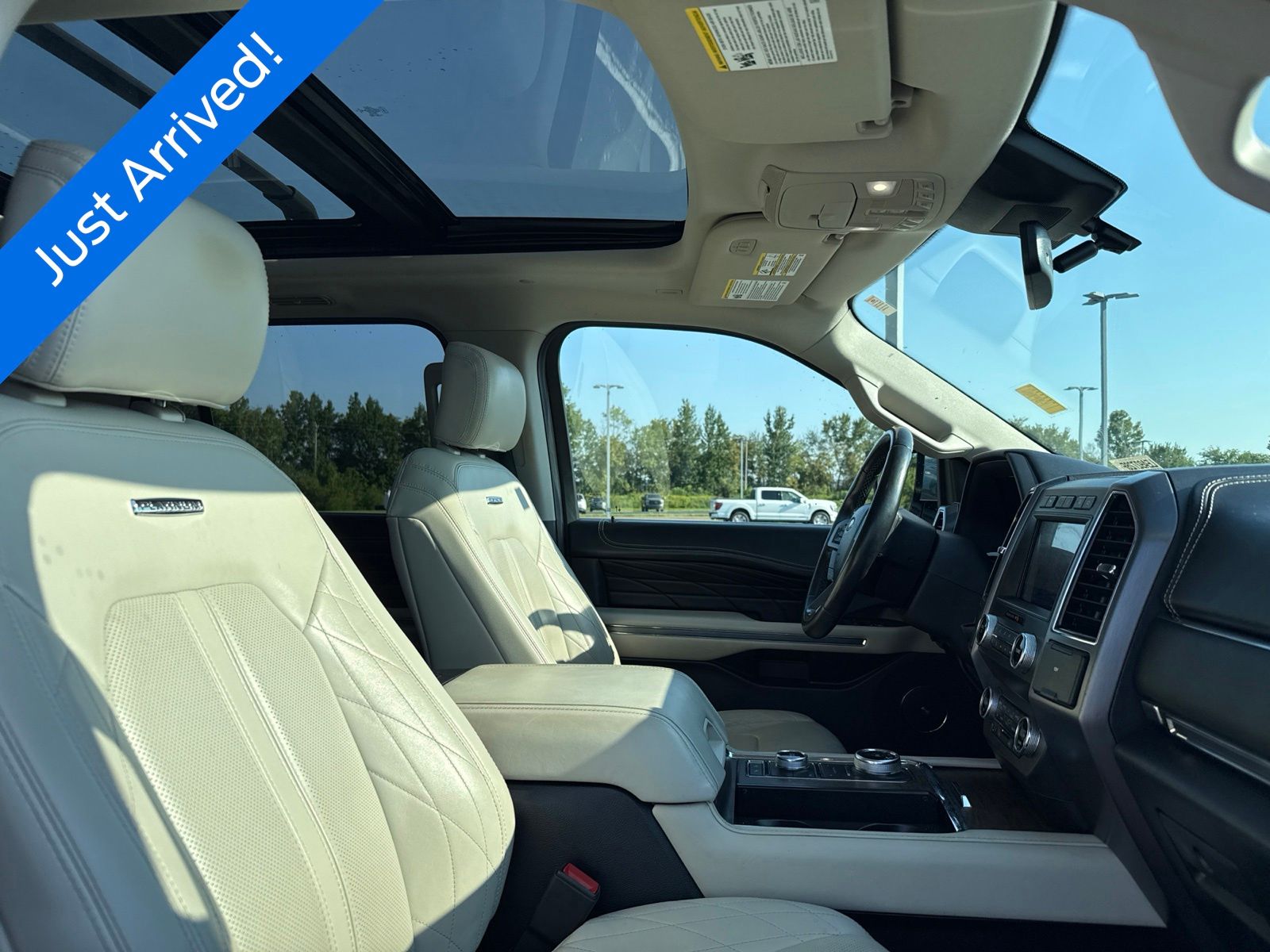 2020 Ford Expedition image 7