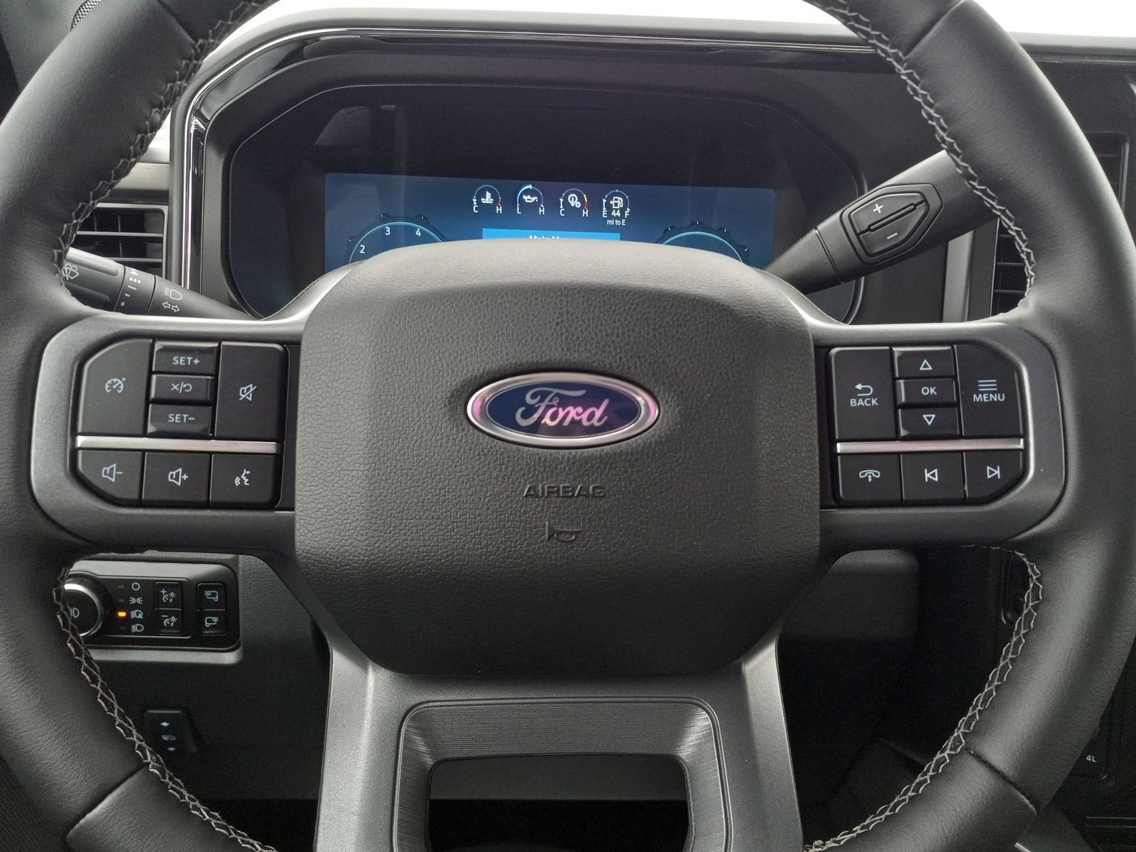 2026 Ford F-350SD image 18