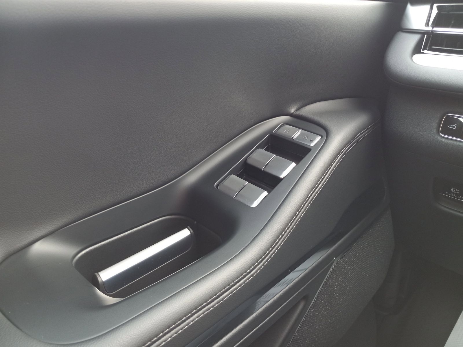 2025 Lincoln Navigator L image 30