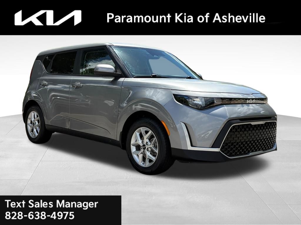 Steel Gray 2025 Kia Soul LX FWD SUV / Crossover Front-Wheel Drive Continuously Variable Transmission