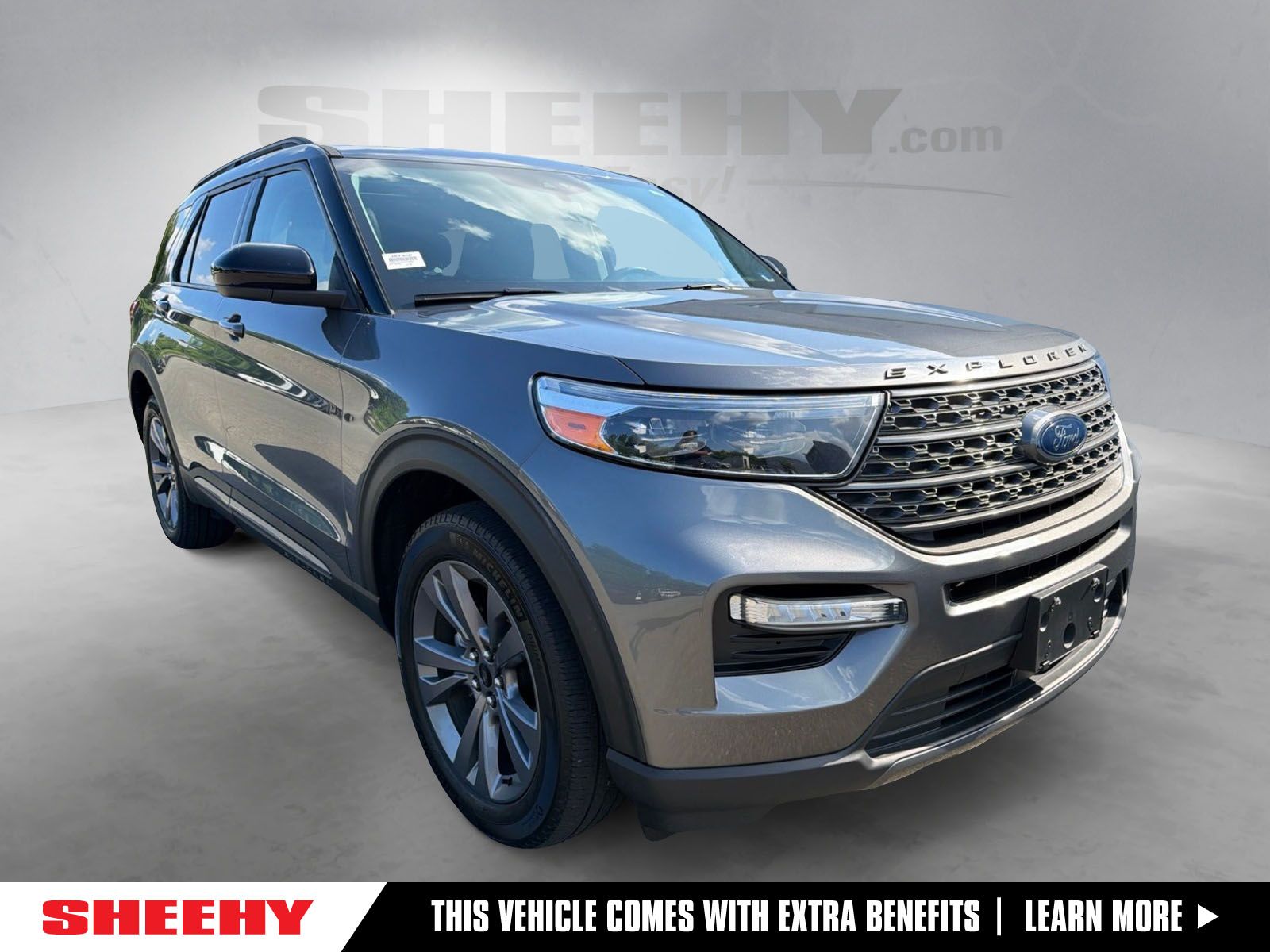 Carbonized Gray Metallic 2022 Ford Explorer SUV / Crossover All-Wheel Drive Automatic