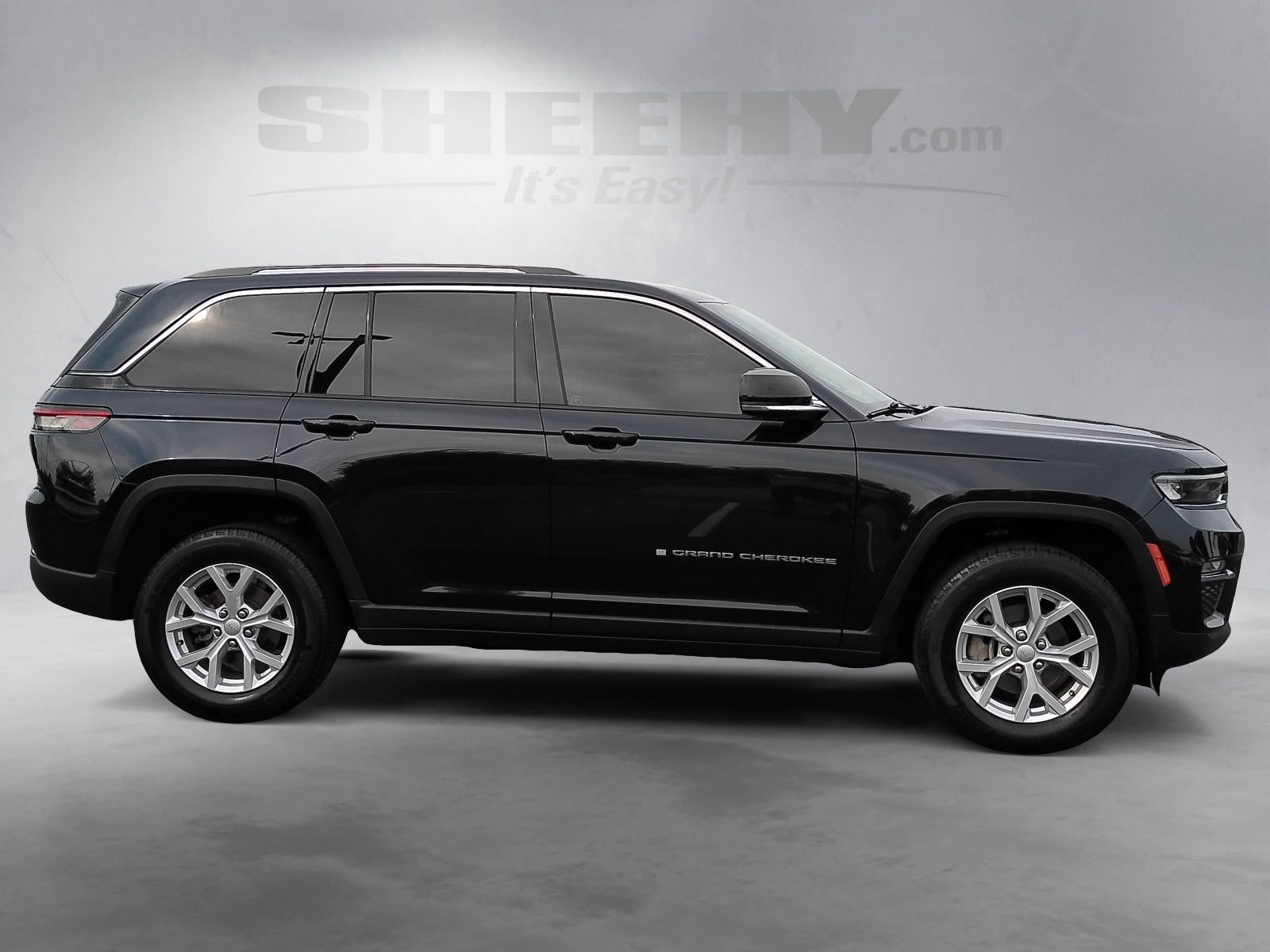 Used 2024 Black Jeep Limited image 7