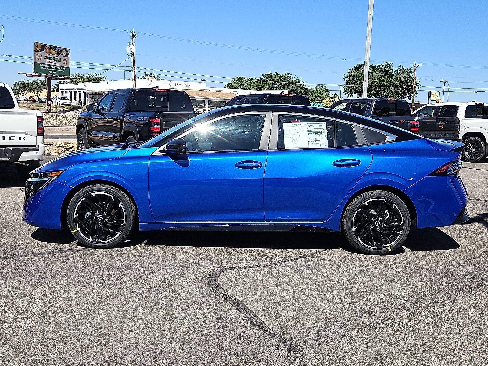 View vehicle photo 3