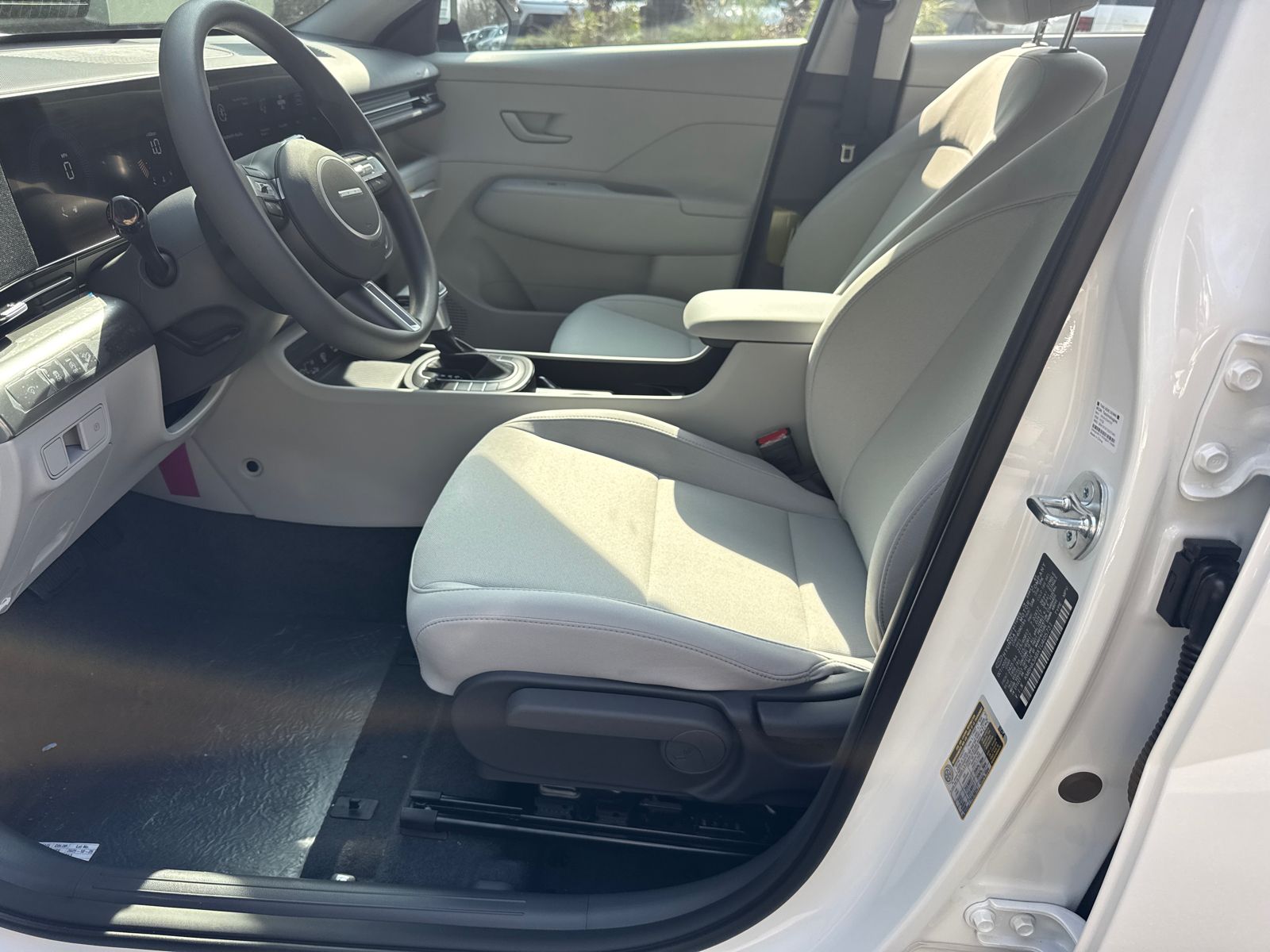 Used 2026 White Hyundai SE image 9