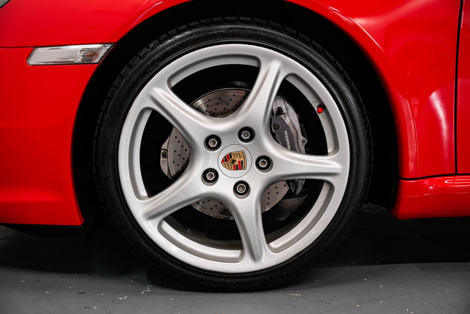 2005 Porsche 911 Carrera — photo 44