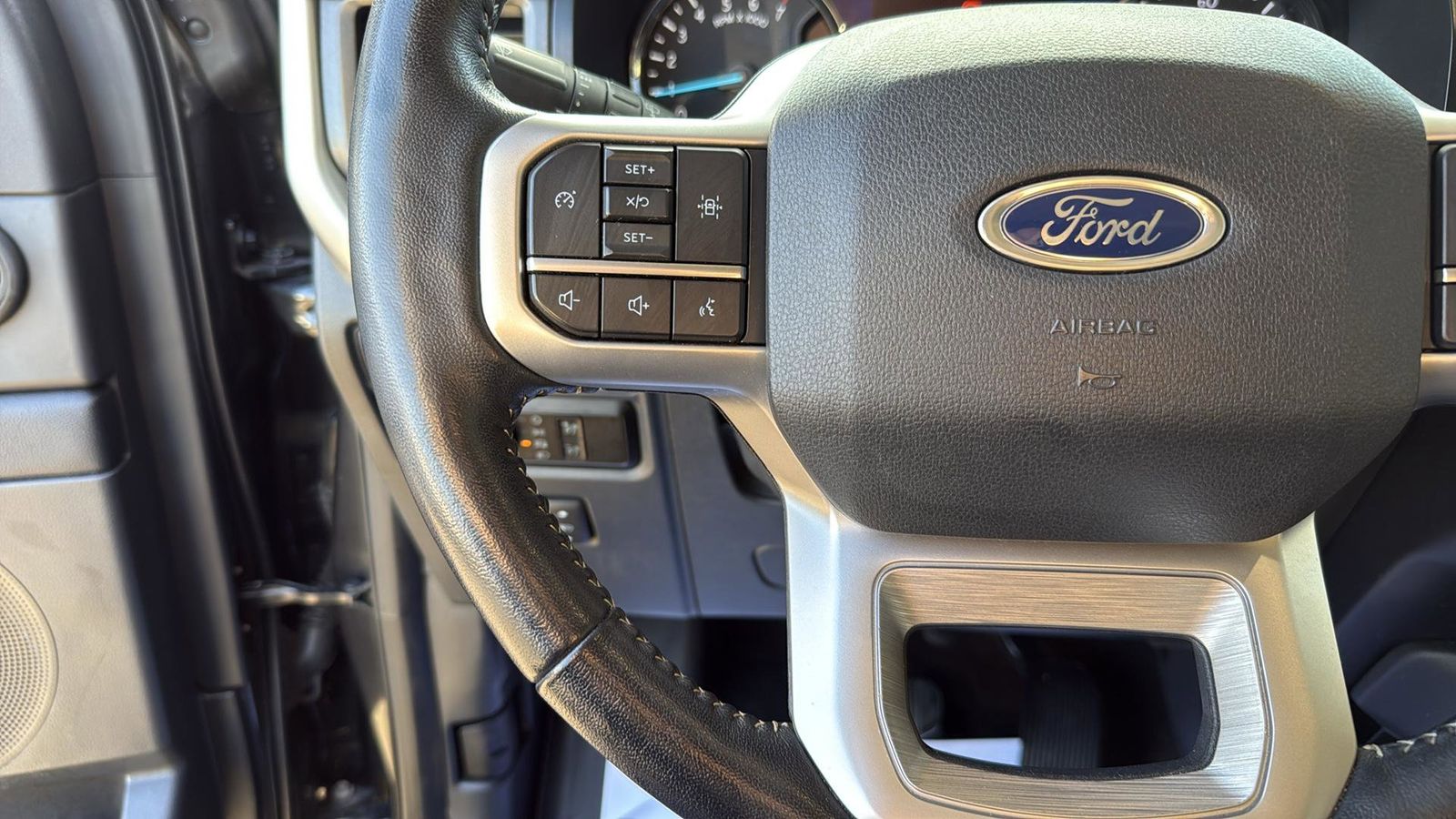 Used Car 2023 Ford Expedition  Xlt For Sale Under $50,000 In Austin, Texas