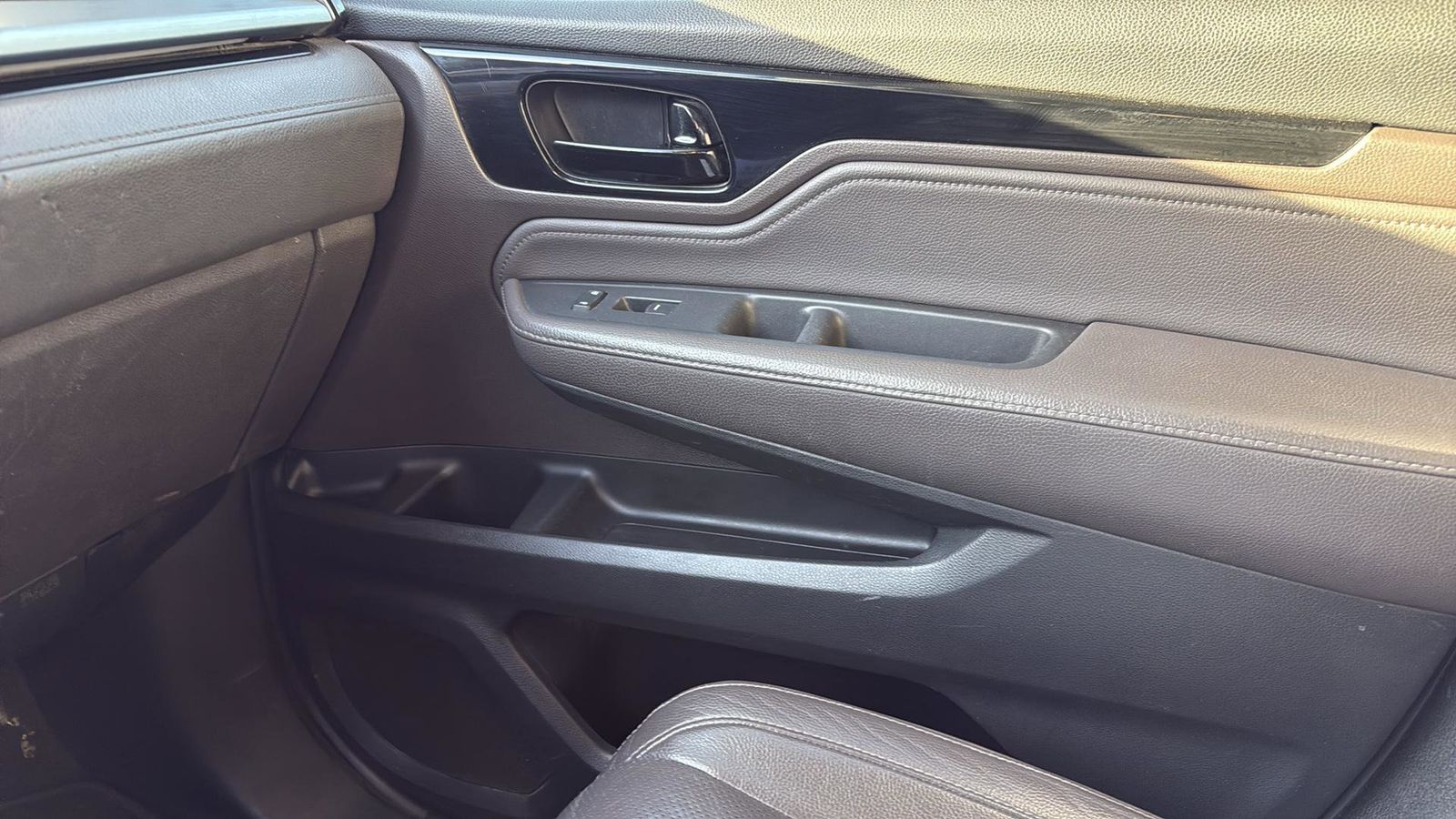 Used Car 2018 Honda Odyssey  Elite For Sale Under $25,000 In Austin, Texas