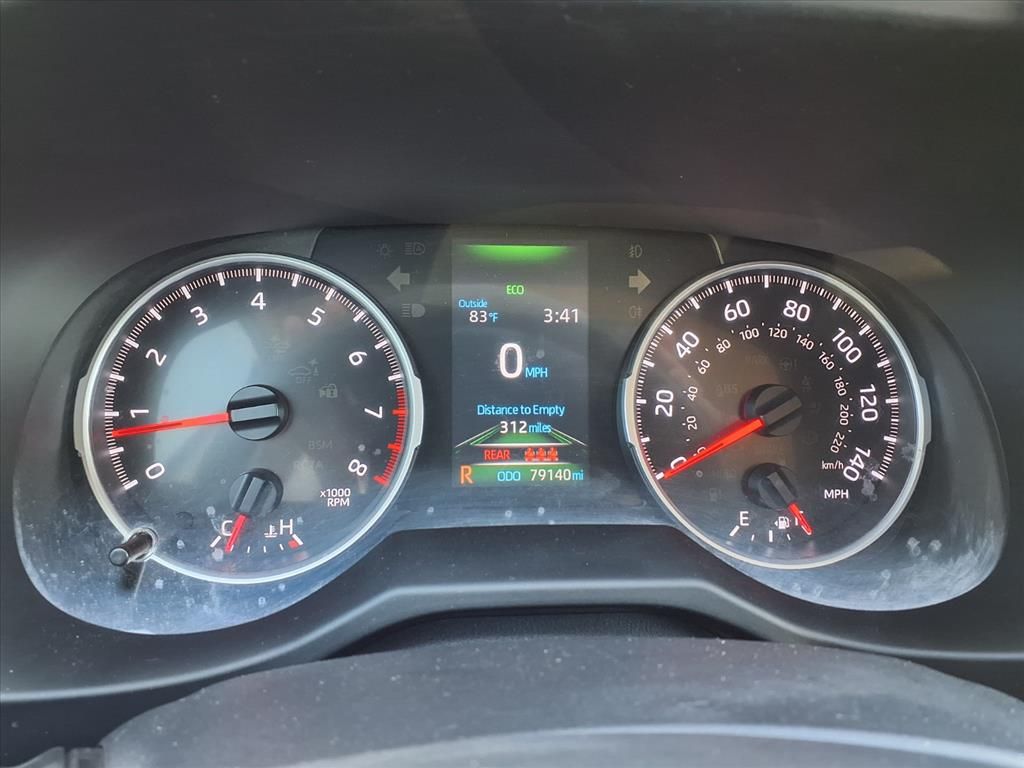 2019 Toyota RAV4 LE White at Emmons Autoplex