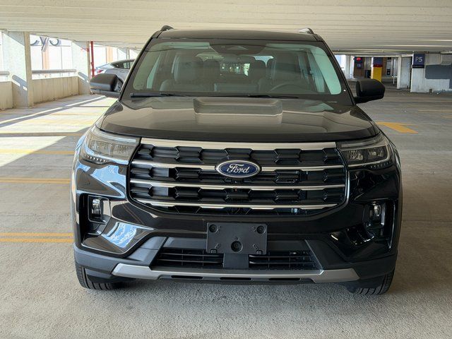 New 2026 Agate Black Metallic Ford Active image 2