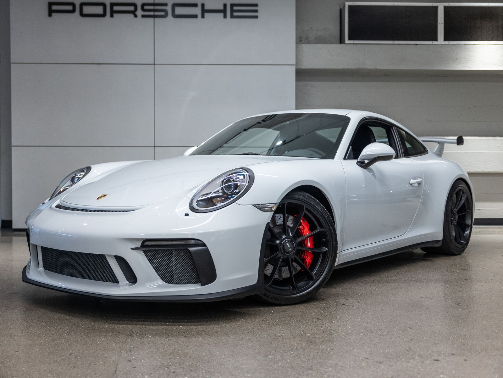 White 2018 Porsche 911 GT3 Coupe RWD Coupe Rear-Wheel Drive 7-Speed Automatic