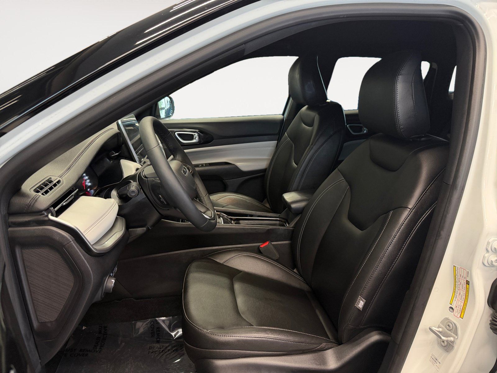 Used Car 2025 Jeep Compass  Limited For Sale Under $30,000 In San Antonio, Texas