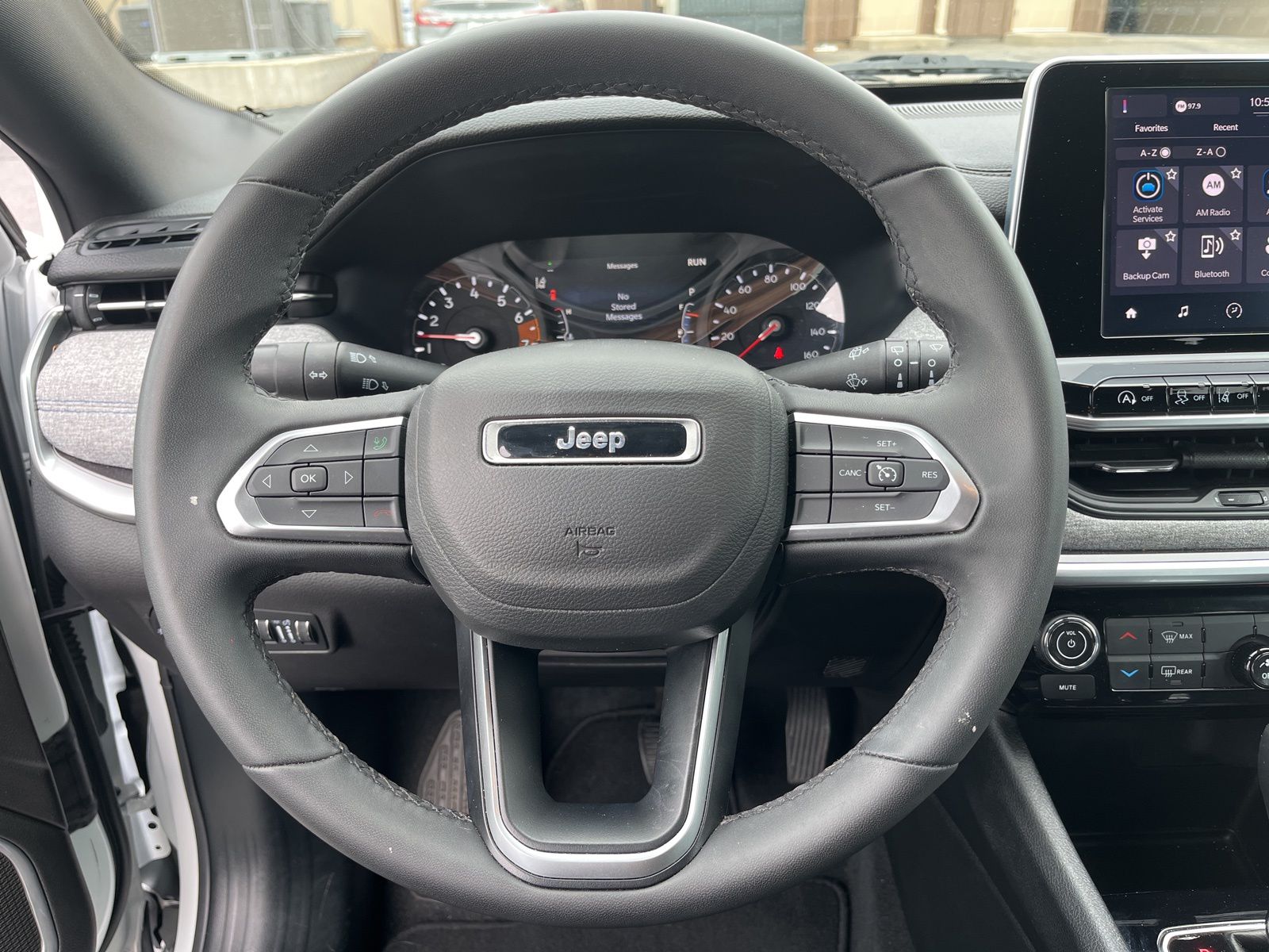 Used 2025 White Jeep Latitude image 15