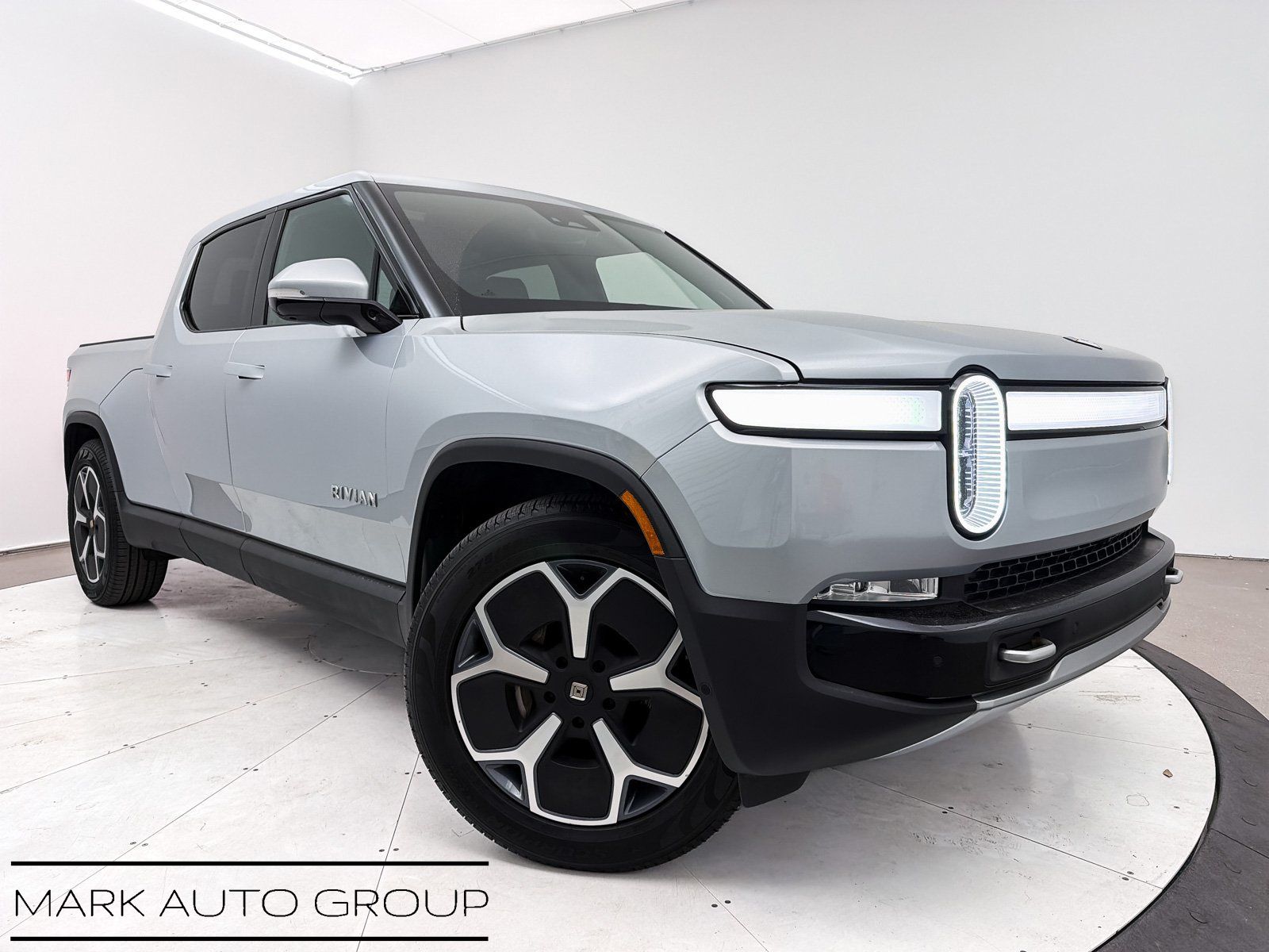 2024 Rivian R1T Adventure Dual Motor Crew Cab AWD