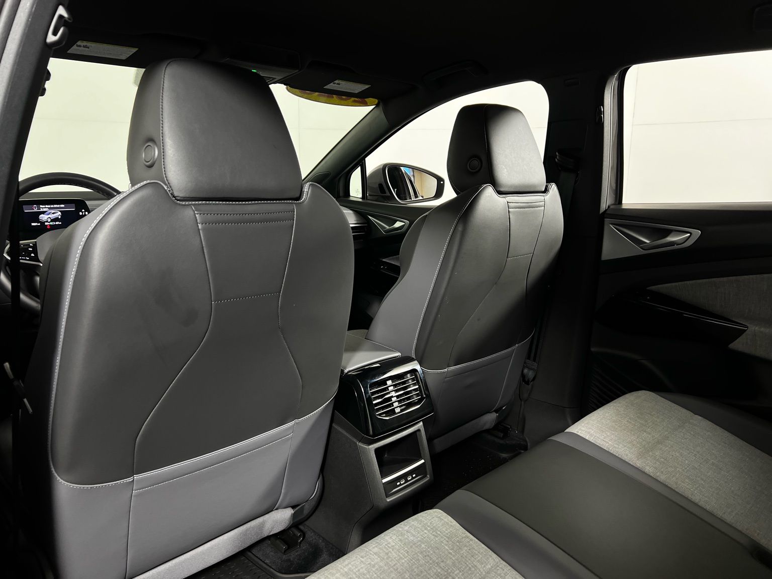 Thumbnail: 2025 Volkswagen ID.4 - 19