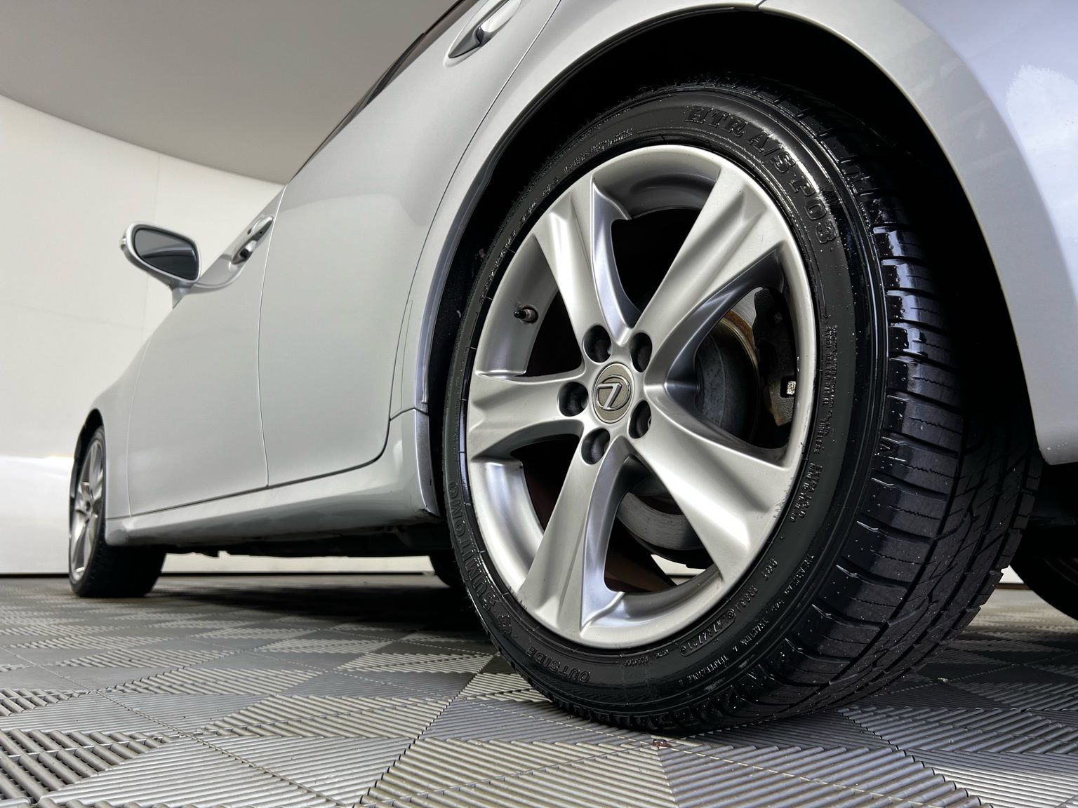 Thumbnail: 2013 Lexus IS - 28