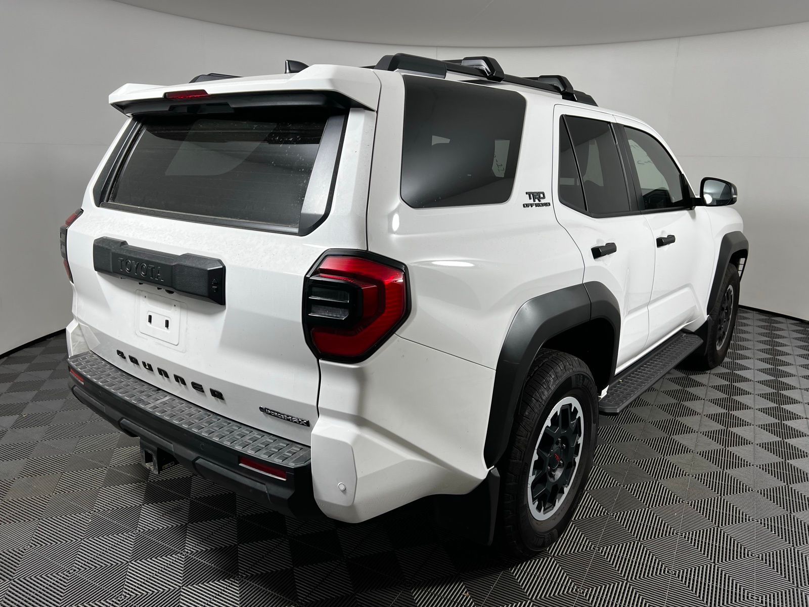 Thumbnail: 2025 Toyota 4Runner - 5