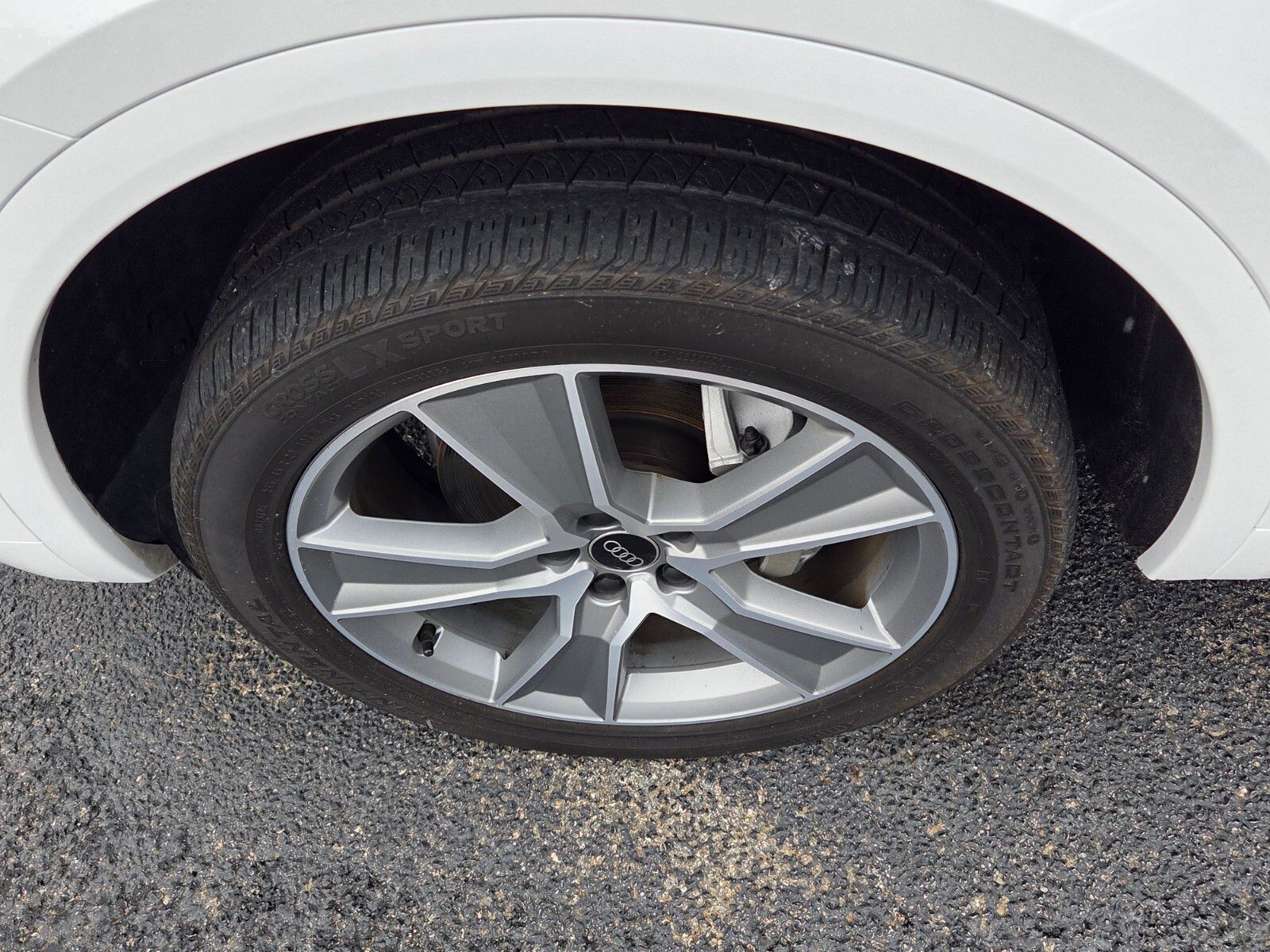 Used 2025 White Audi  image 19