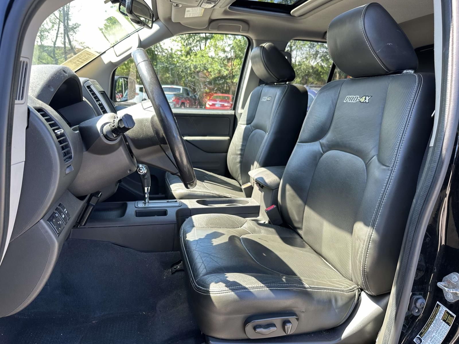 Used 2018 Black Nissan PRO-4X image 8