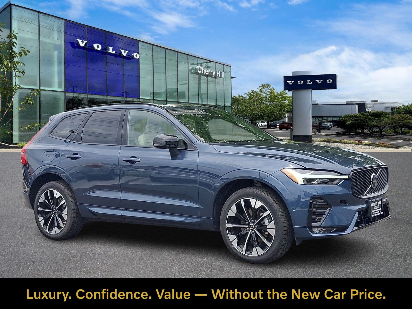 Denim Blue Metallic 2026 Volvo XC60 SUV / Crossover All-Wheel Drive Automatic