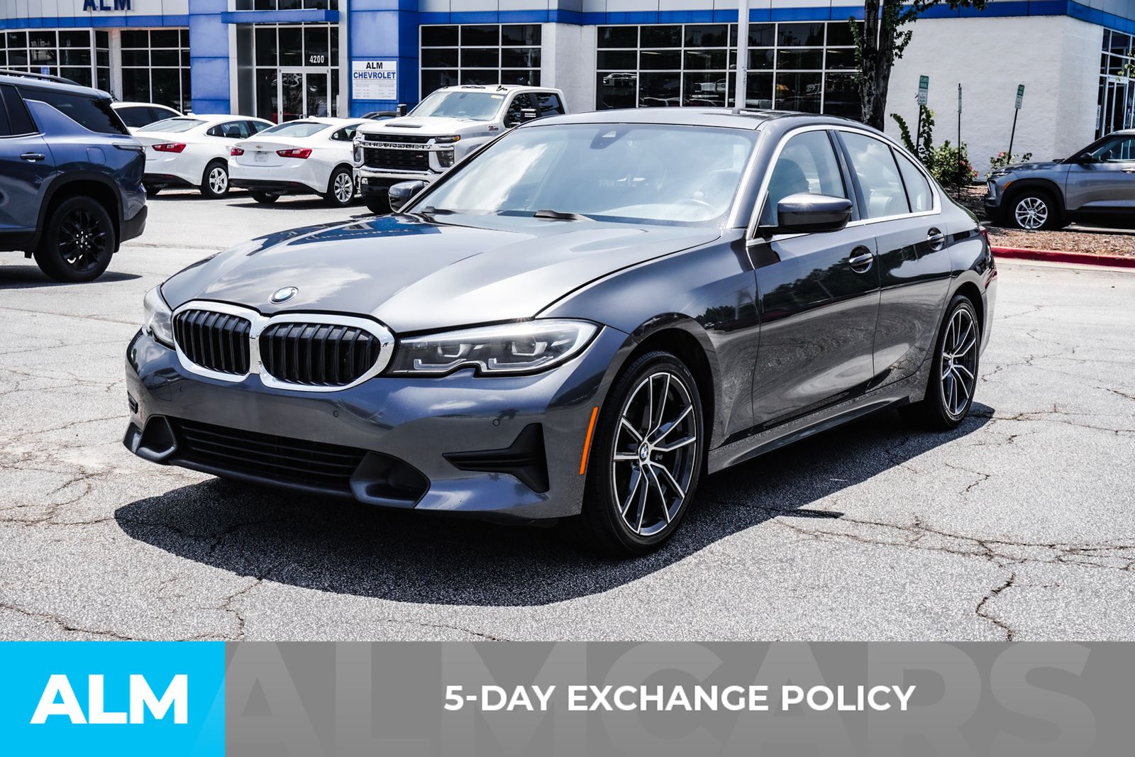 Used 2022 Gray BMW 330i image 4