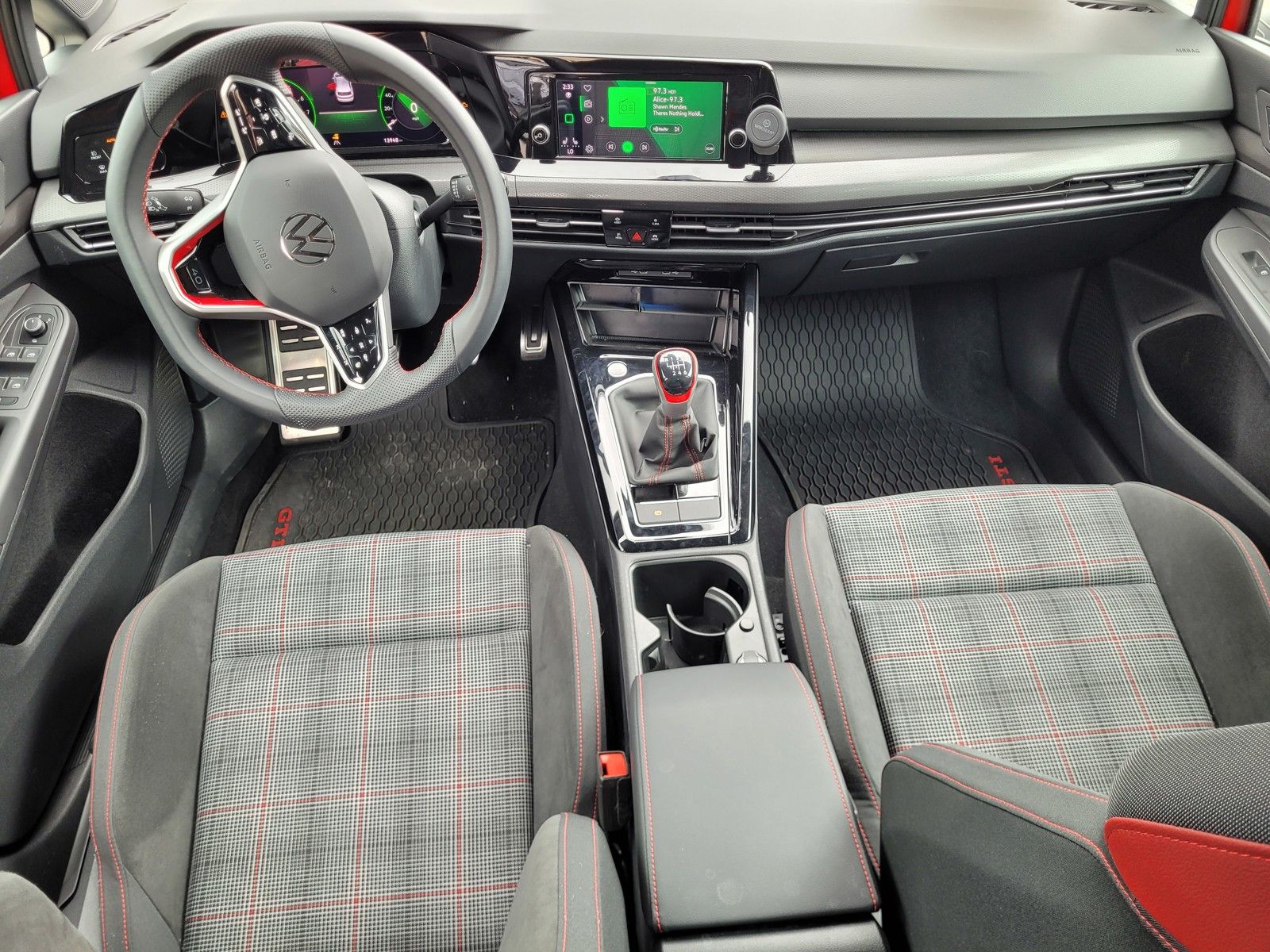 2023 Volkswagen Golf GTI 40TH Anniversary Edition - Photo 17