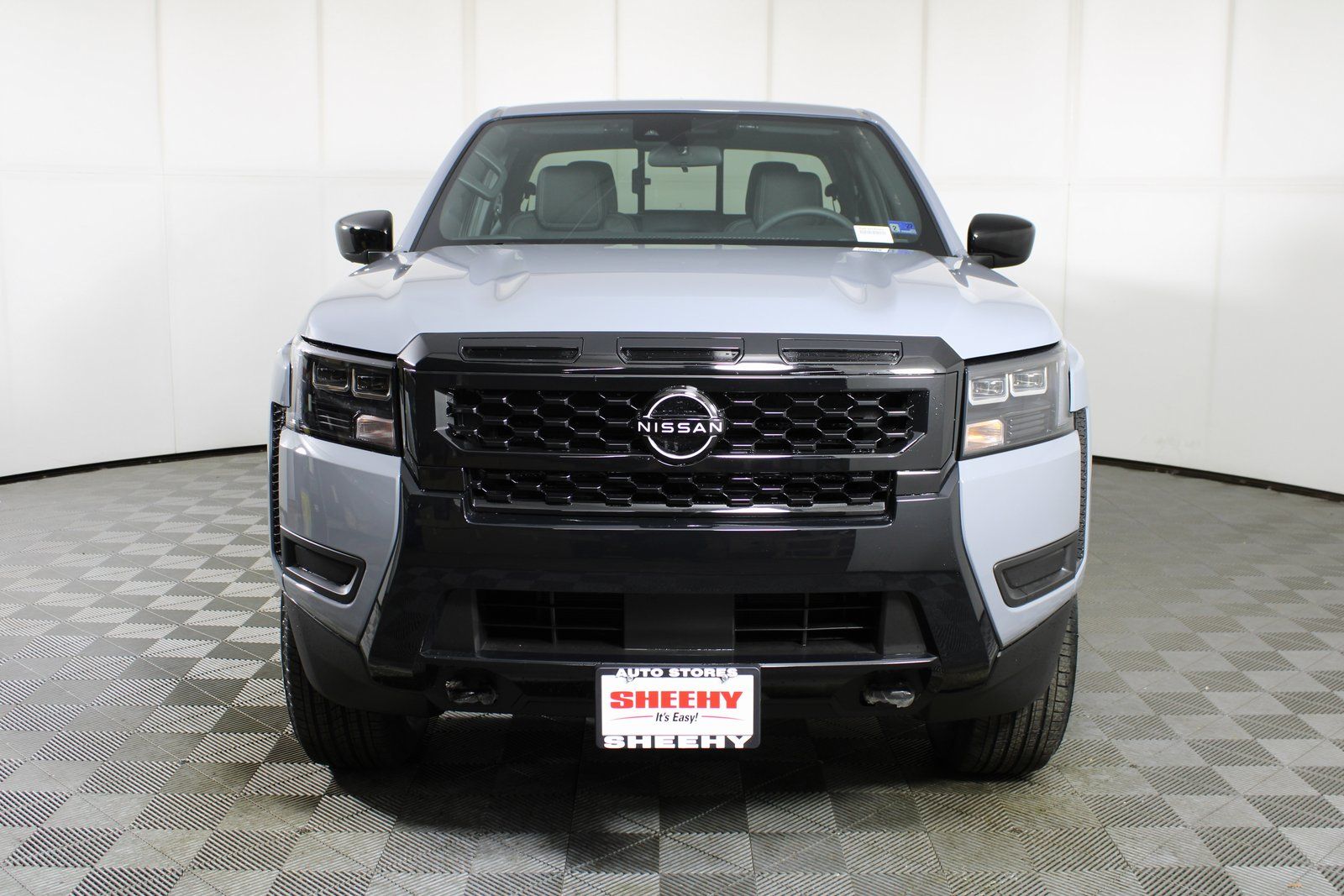 View vehicle photo 2