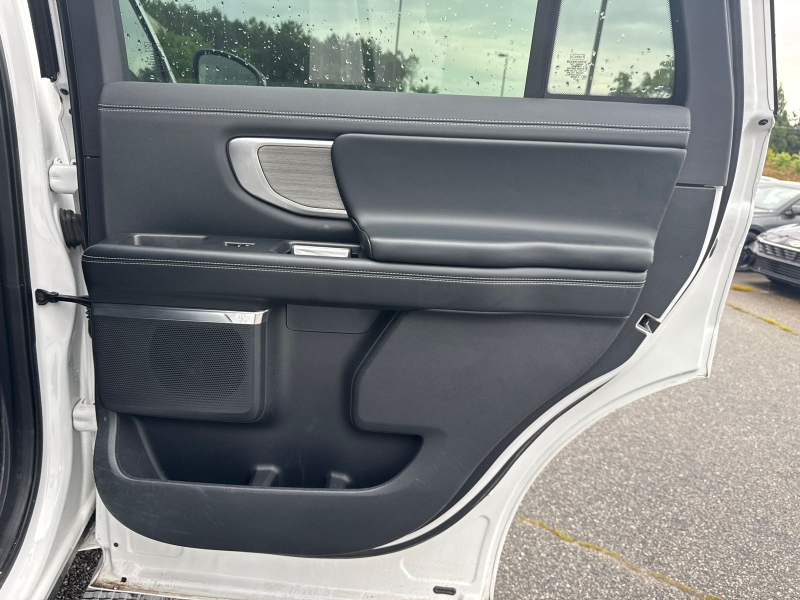 Used 2025 White Ford Platinum image 16