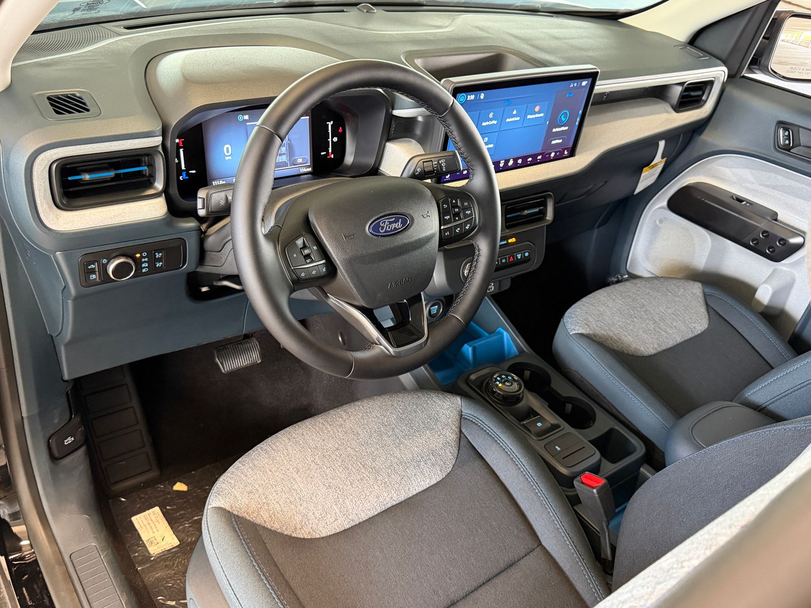 New 2026 Shadow Black Ford XLT image 19