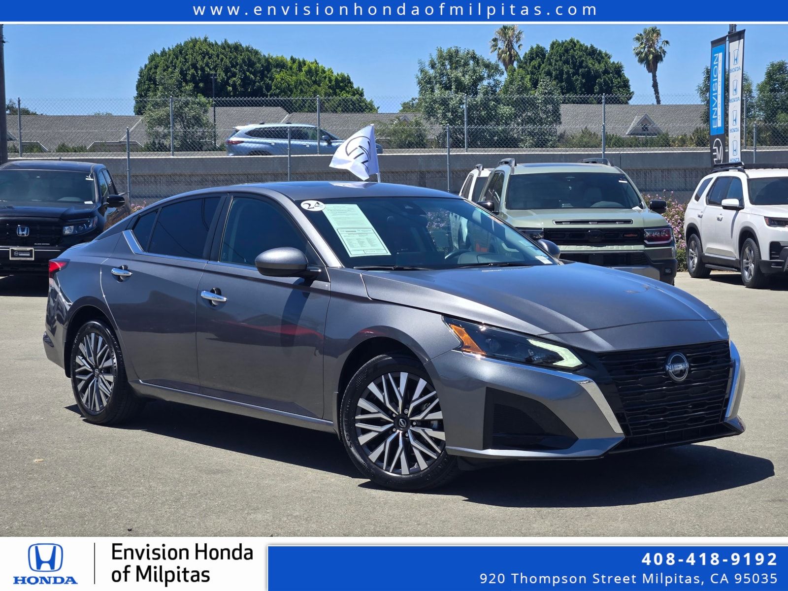 Gray (Gun Metallic) 2024 Nissan Altima Sedan All-Wheel Drive Continuously Variable Transmission