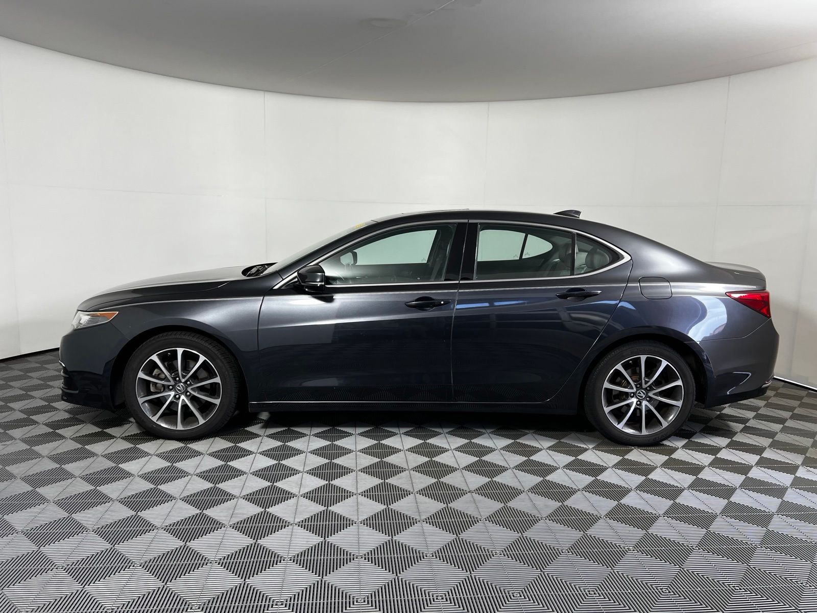 Thumbnail: 2015 Acura TLX - 8