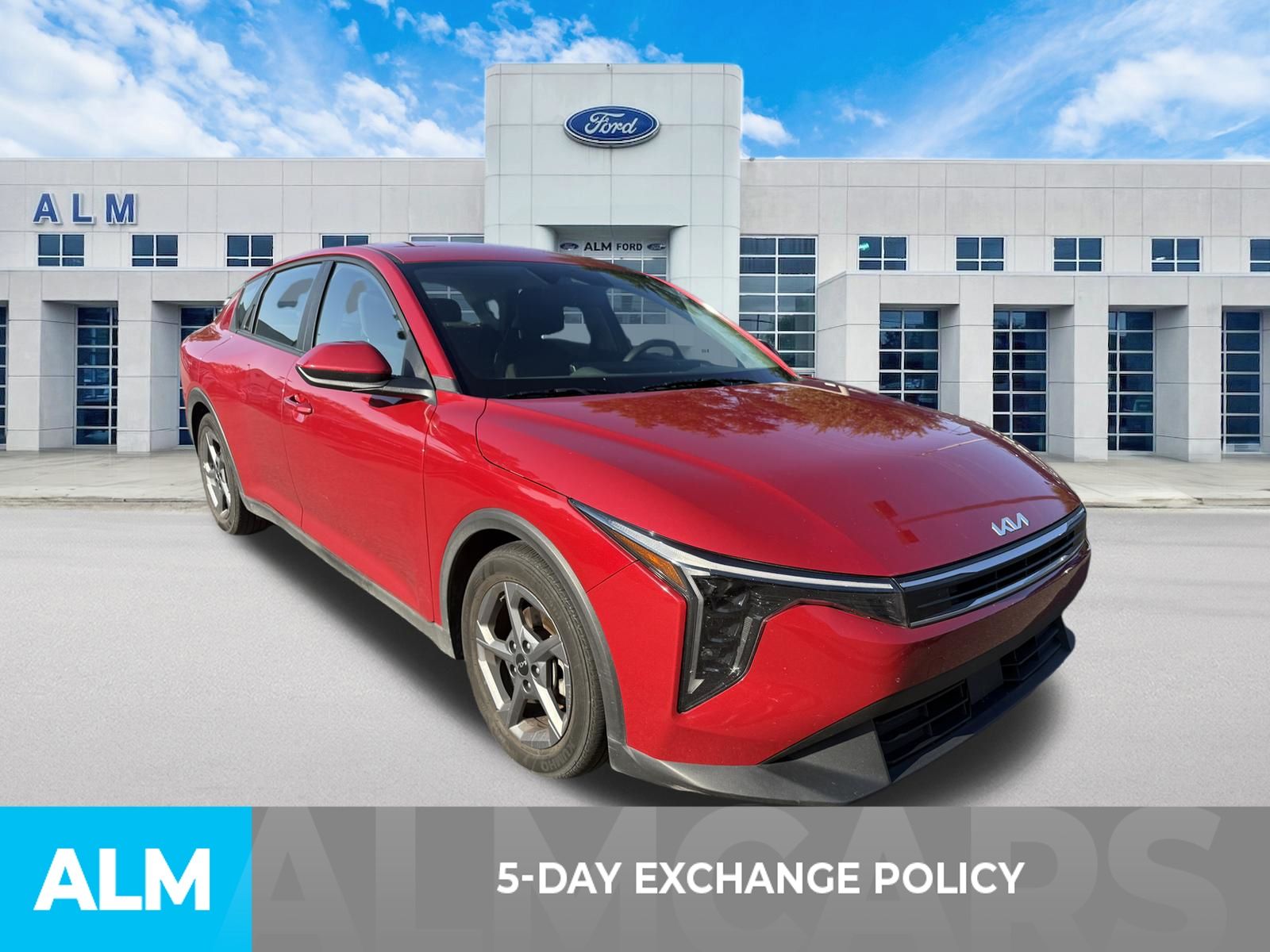 Used 2025 Red Kia LXS image 3