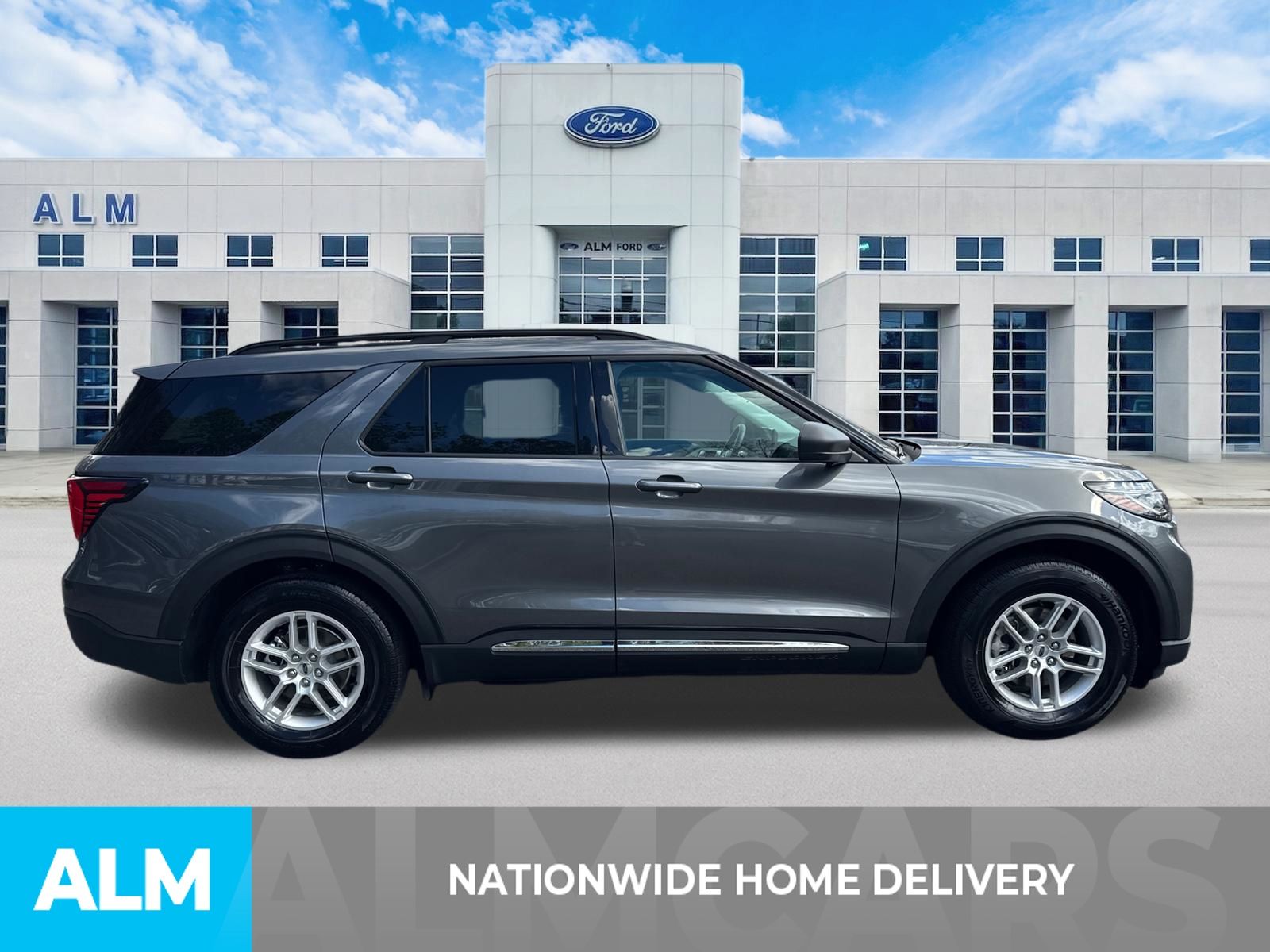 Used 2025 Gray Ford Active image 4