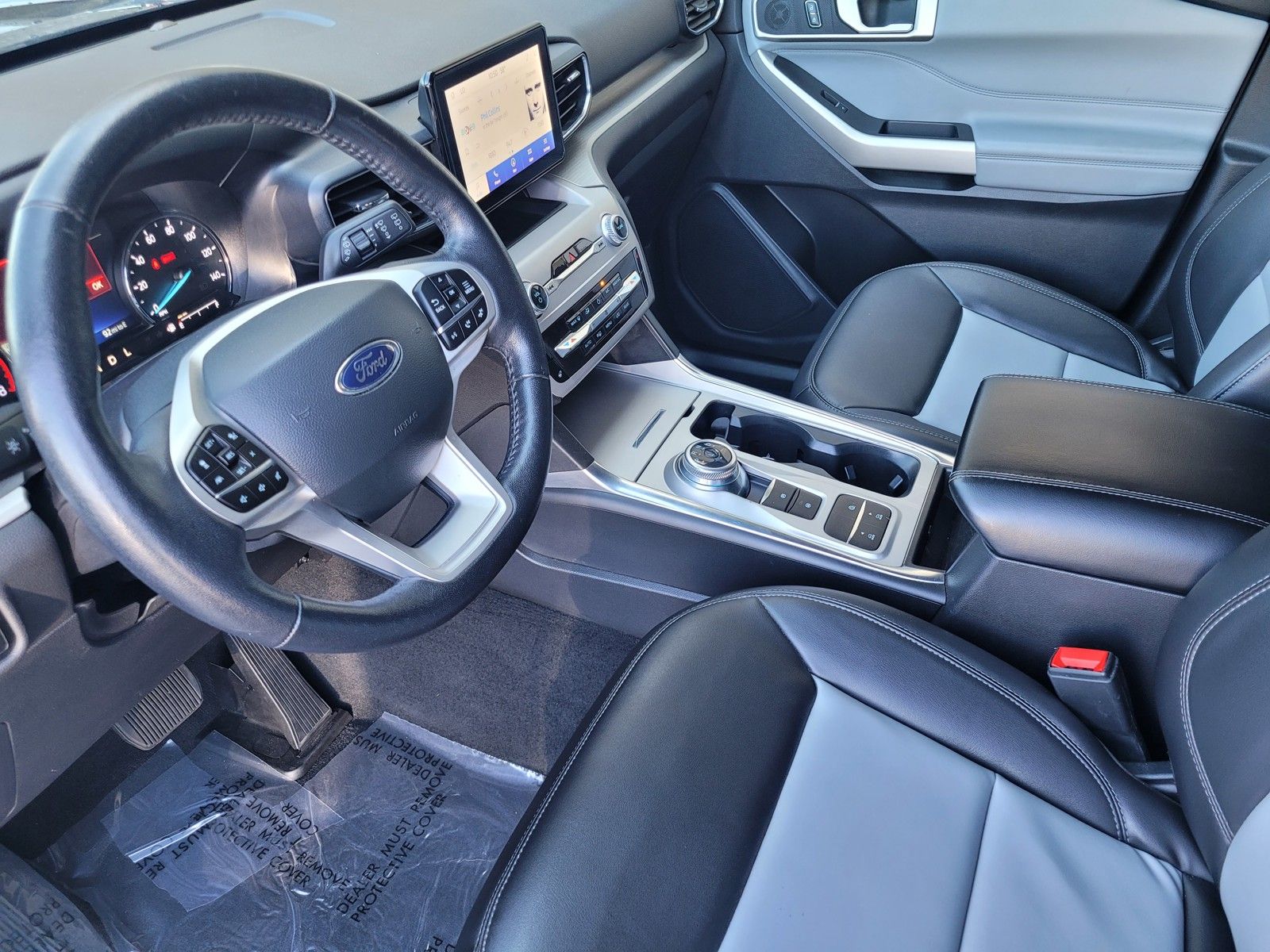 Used 2023 Black Ford XLT image 19