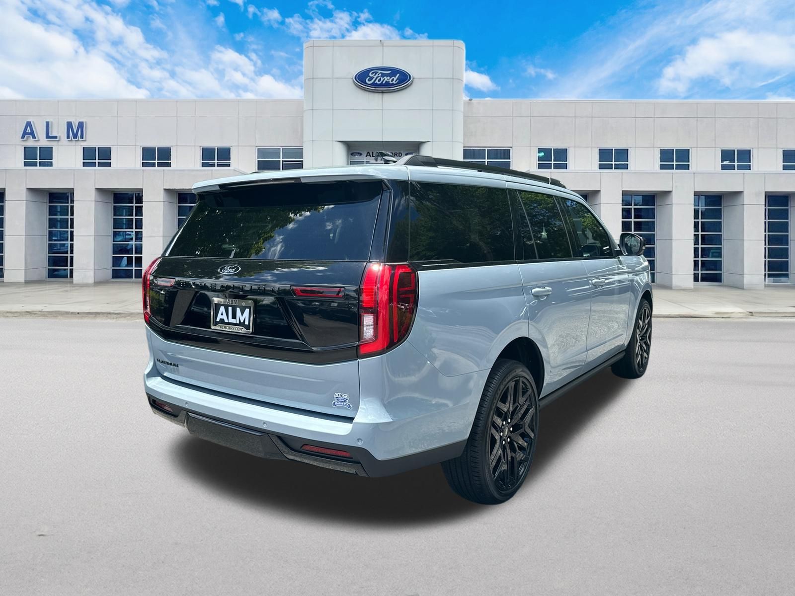 New 2026 Glacier Gray Metallic Tri-Coat Ford Platinum® image 6