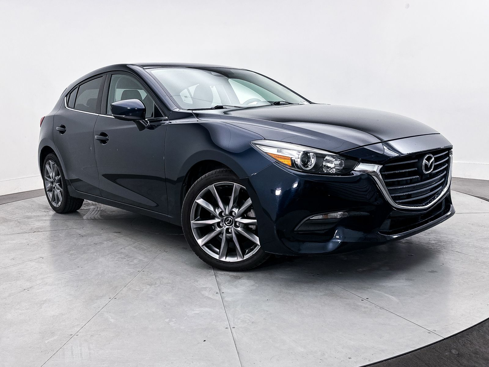 2018 Mazda MAZDA3 Touring