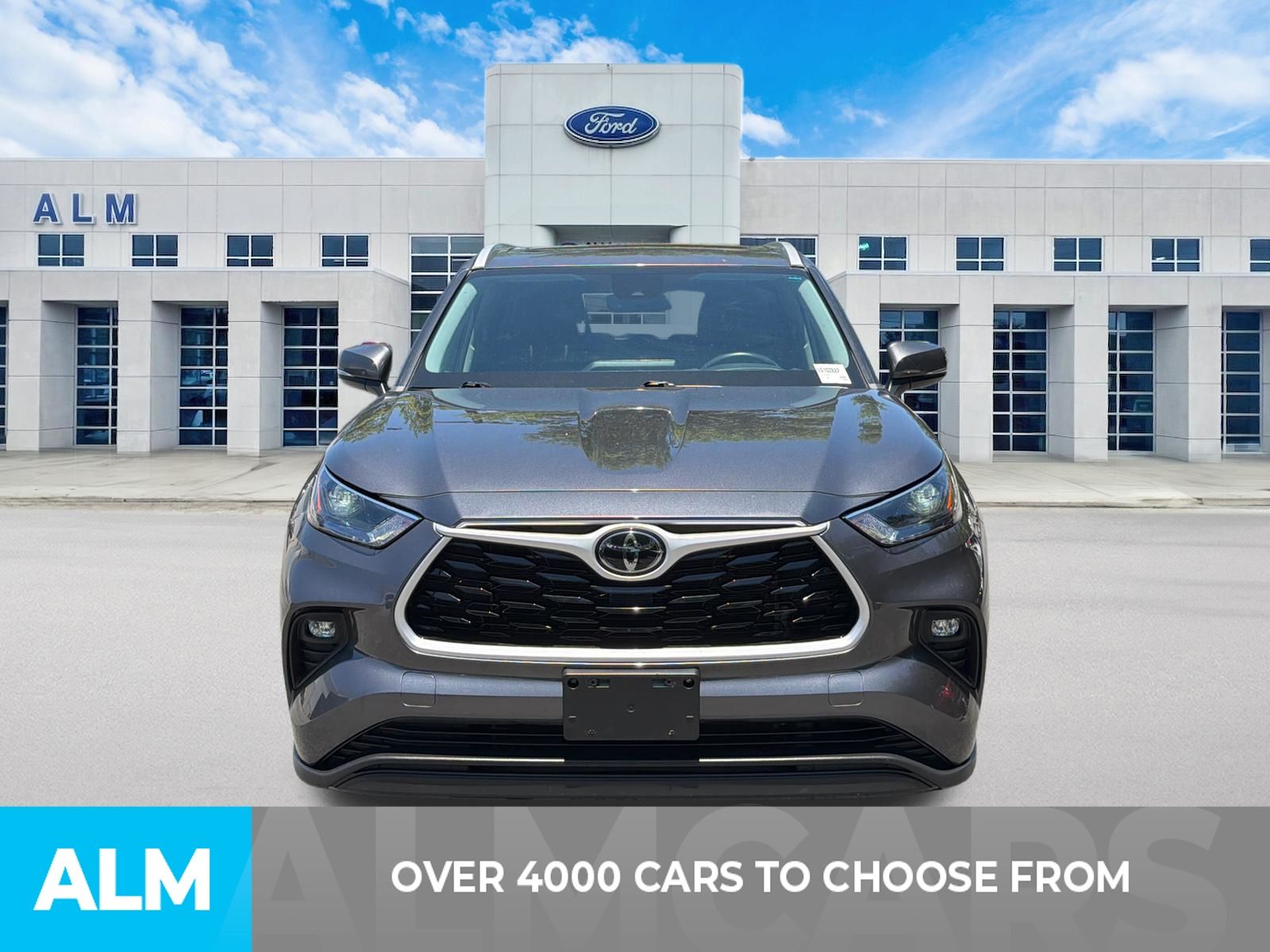 Used 2022 Gray Toyota XLE image 2