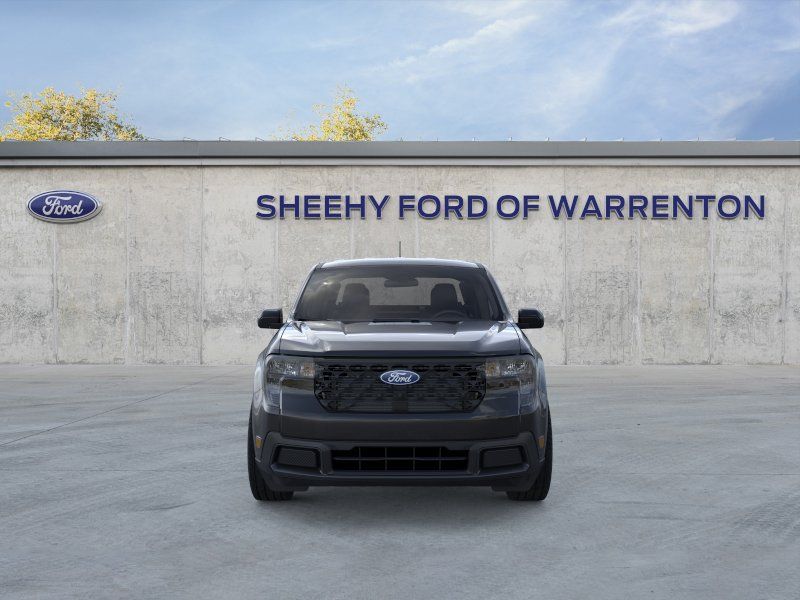 New 2026 Shadow Black Ford XLT image 7