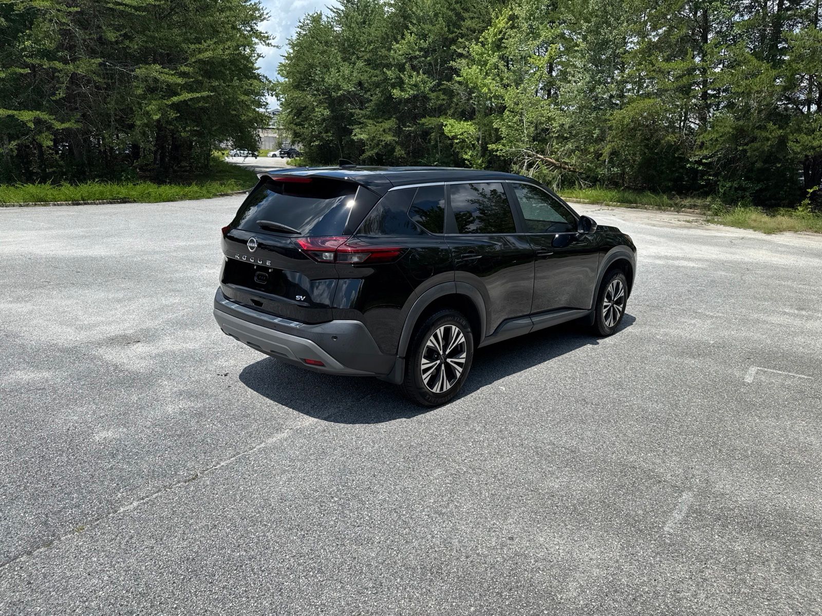 Used 2023 Black Nissan SV image 4
